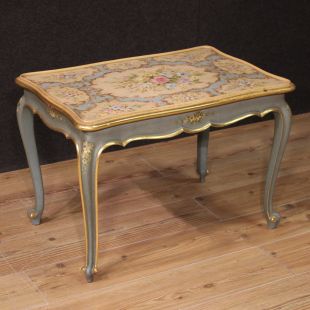 Splendido tavolino veneziano del XX secolo