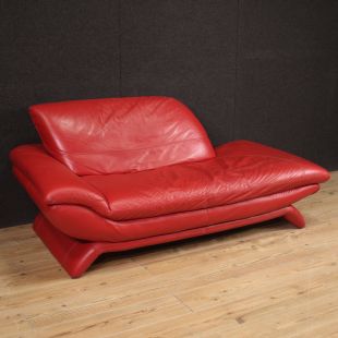 Particular of 80's leather sofa