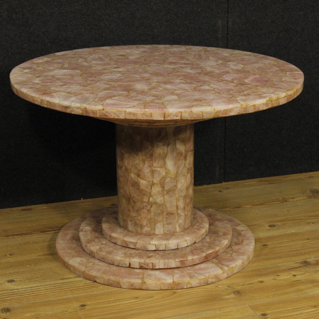 Tavolino francese da salotto lastronato in pietra rosa