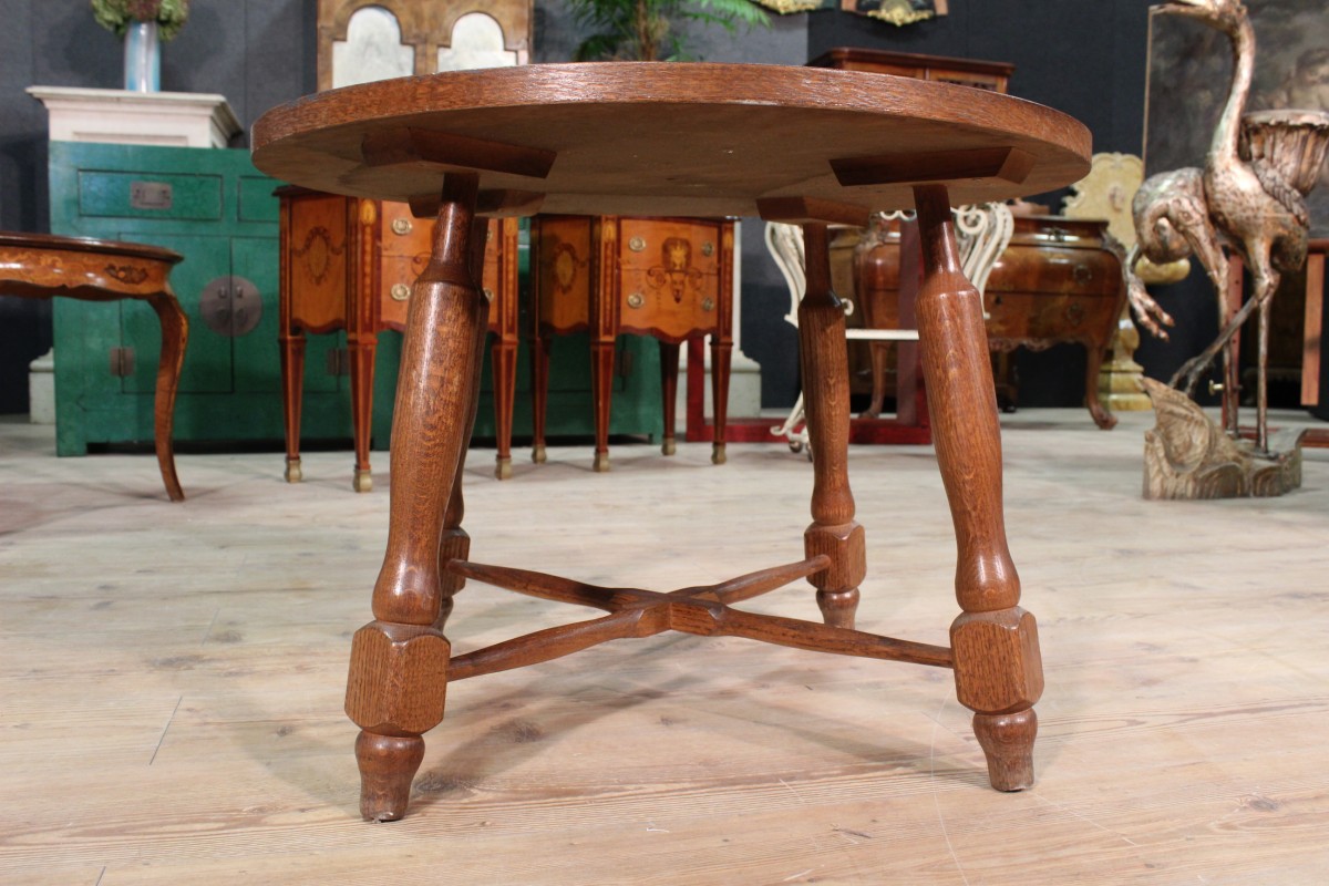 Tavolino rustico olandese in rovere del XX secolo