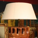 Lampe aus Holz und Stoff Design
