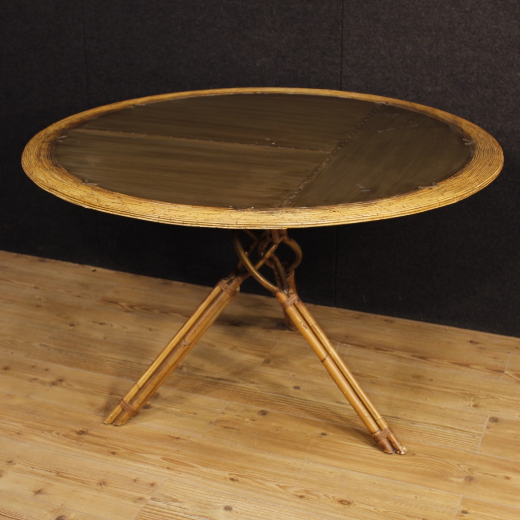 Tavolo spagnolo di design in legno di bambù timbrato Kalma Ramon Castellano