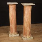 Coppia di colonne francesi in legno laccato